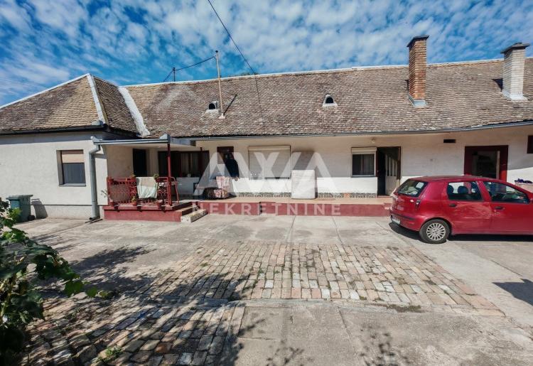 Apatin. Prizemna kuća 161m2, plac 20ar