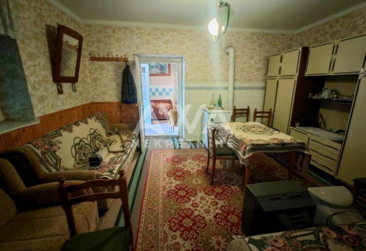 Na prodaju seosko domaćinstvo u Kupusini – 132 m², plac 2.619 m²