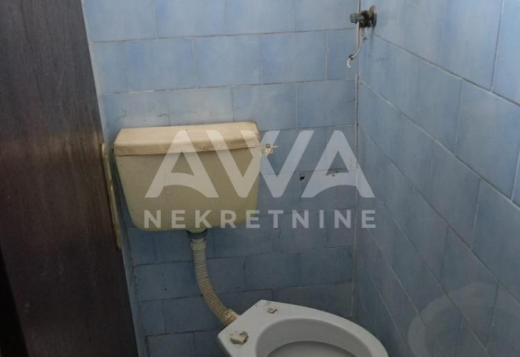 Apatin – Kuća sa lokalom, 163m², odlična prilika za stanovanje i posao