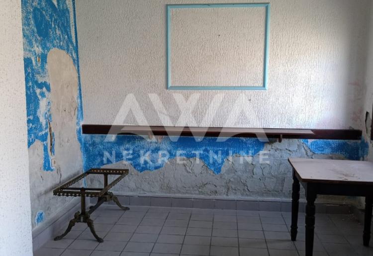 Apatin – Kuća sa lokalom, 163m², odlična prilika za stanovanje i posao