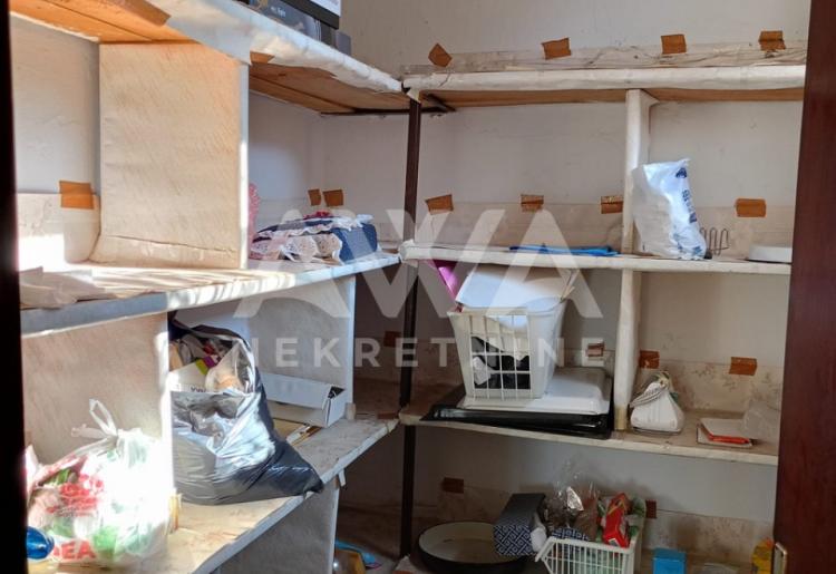 Apatin – Kuća sa lokalom, 163m², odlična prilika za stanovanje i posao