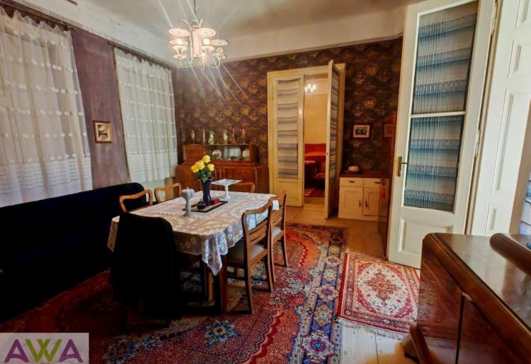 Na prodaju autentična starogradska kuća – centar Apatina