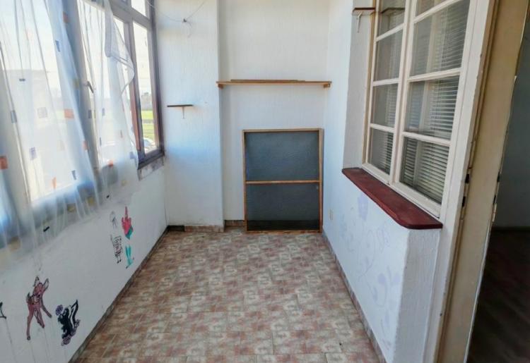 Renoviran dvosoban stan 57m² sa garažom – Apatin