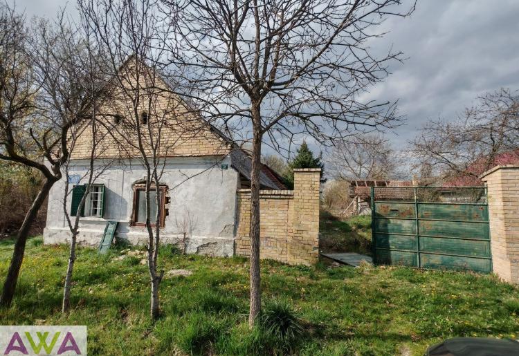 Kupusina. Kuća 69m2, plac 12.5ar