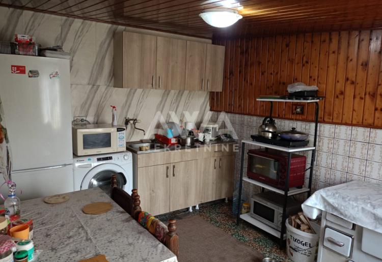 Sonta. Prizemna kuća 109m2, plac 281m2