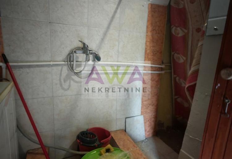 Sonta. Kuća 145m2, plac 8.5ar