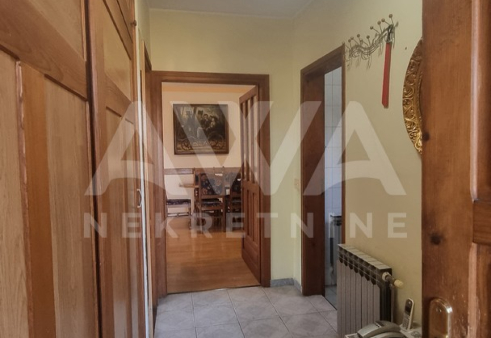 Novija kuća 135m2 na većem placu od 10ar
