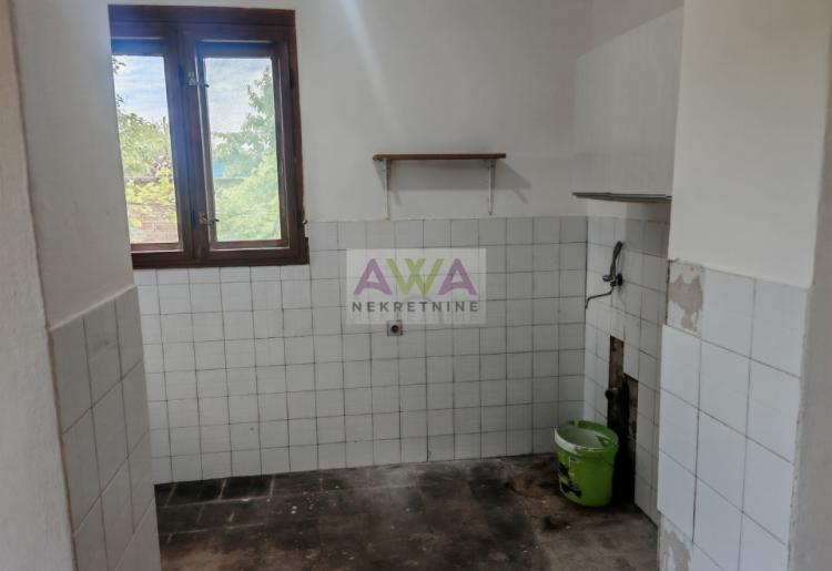 Apatin – Dve kuće po ceni jedne, plac 553m2