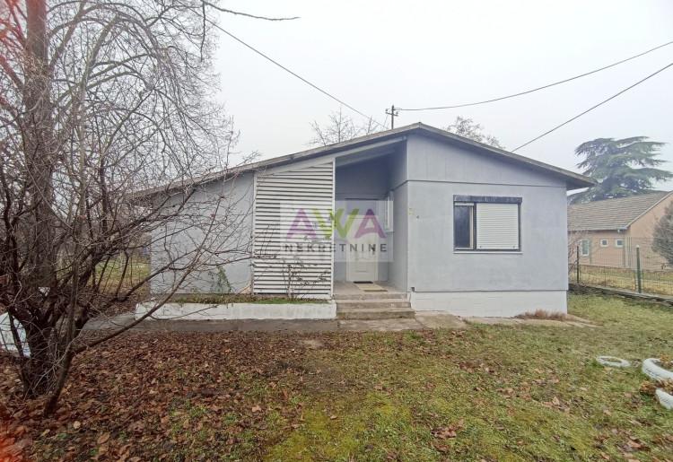 Apatin – Manja nameštena trosobna kuća 69m², plac 601m²