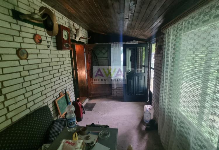 Kupusina – Vikend naselje Pčela. Nameštena vikendica 38m²