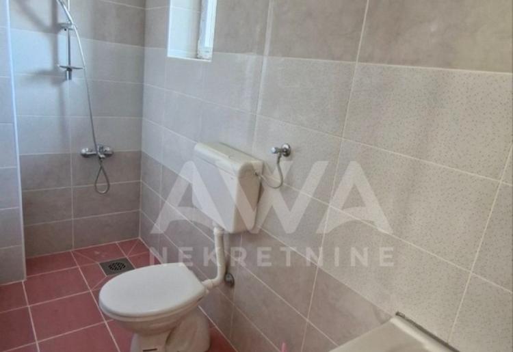 Apatin starogradska sređena kuća 435 m2