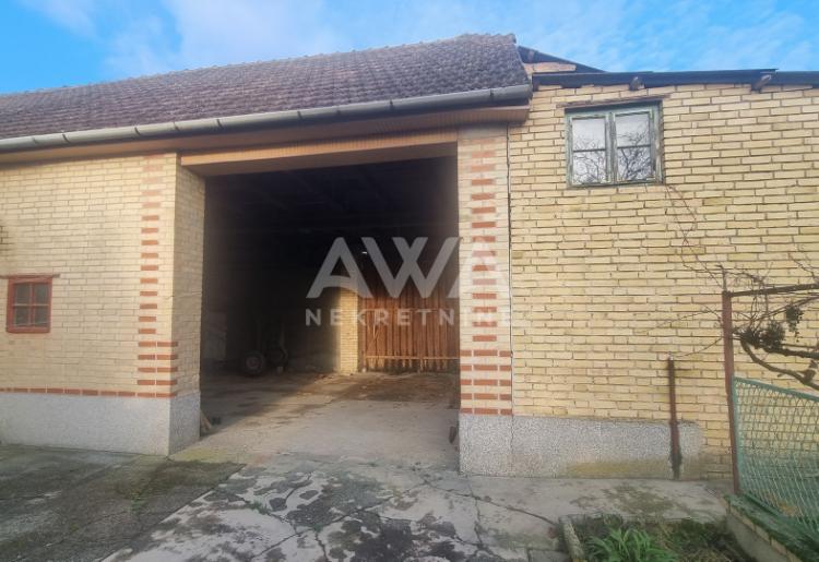 Svilojevo. Kuća 173m2, plac 29ar
