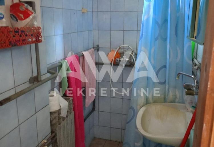 Starogradska kuća 153m2, plac 22ar