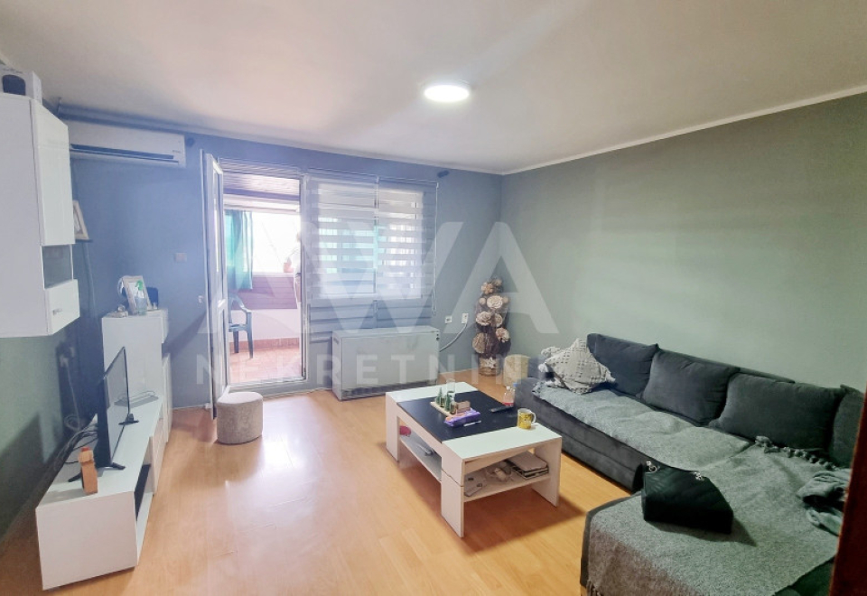 Apatin blok 112, Trosoban 77m2, 5 Sprat